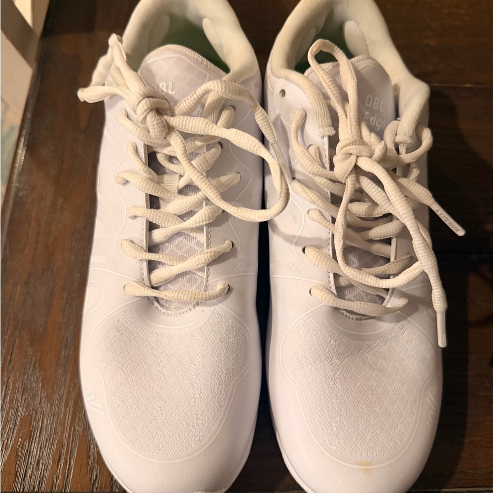 White Cheer Shoes Women’s 8.5 | DBL Edge Lightweight Competitive Cheer Shoe